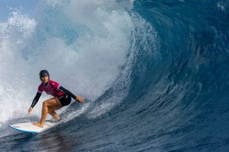 why-some-olympic-surfers-are-wearing-helmets-on-tahiti’s-‘wall-of-skulls’